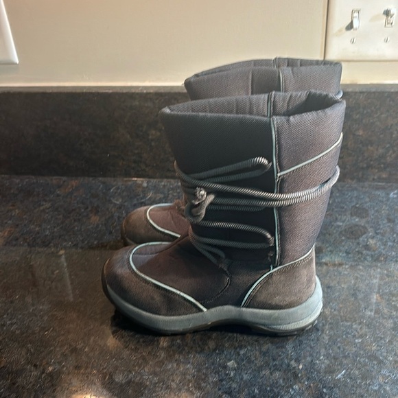 GIRLS LL BEAN HIKING BOOTS - Picture 4 of 8